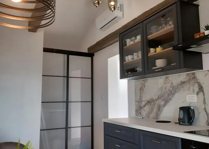 Tina's Sunset Haven *