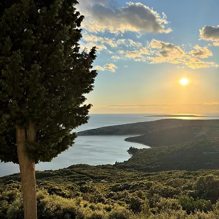 Tina's Sunset Haven Διαμέρισμα *