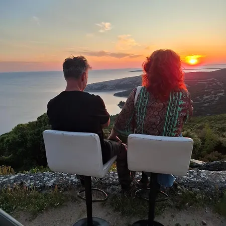 Daire Tina's Sunset Haven Ustrine